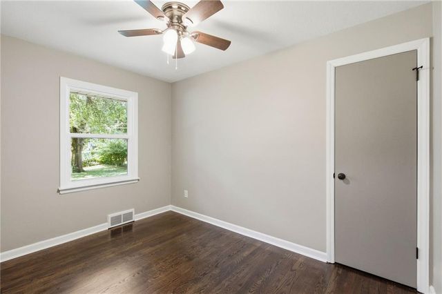 6012 Goodman Street, Merriam, KS 66202
