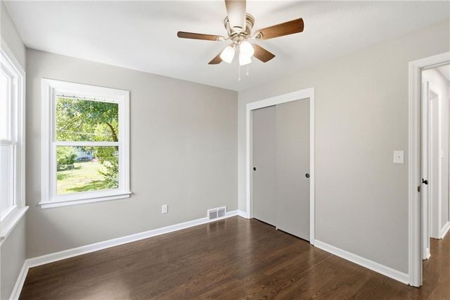 6012 Goodman Street, Merriam, KS 66202