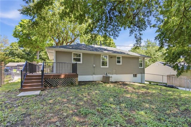 6012 Goodman Street, Merriam, KS 66202