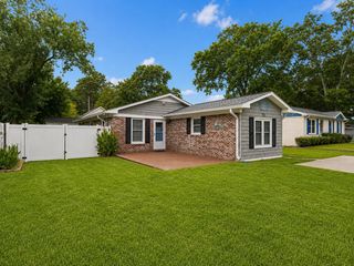 715 Cypress Dr., Surfside Beach, SC 29575