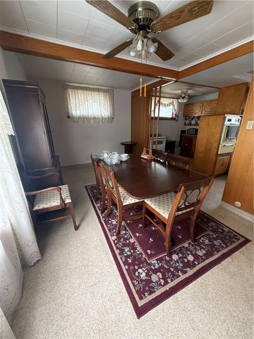 908 Hazen St, New Castle, PA 16105