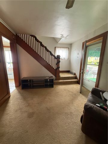 908 Hazen St, New Castle, PA 16105
