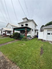 908 Hazen St, New Castle, PA 16105