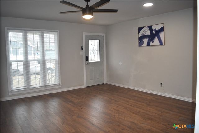 305 Goodnight Drive, Killeen, TX 76541