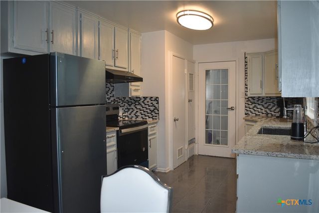 305 Goodnight Drive, Killeen, TX 76541