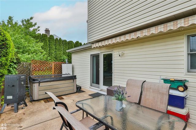 7049 Carriage Drive, Upper Saucon Twp, PA 18036