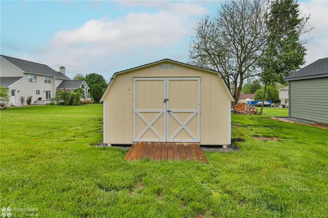 7049 Carriage Drive, Upper Saucon Twp, PA 18036
