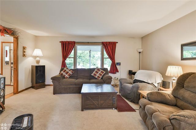 7049 Carriage Drive, Upper Saucon Twp, PA 18036