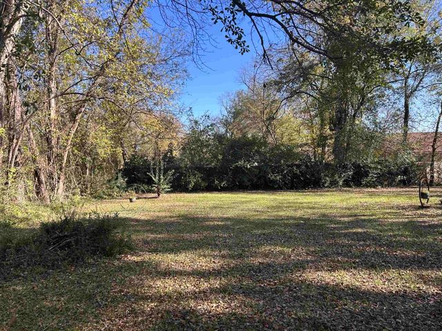 234 S Harrison, Longview, TX 75601