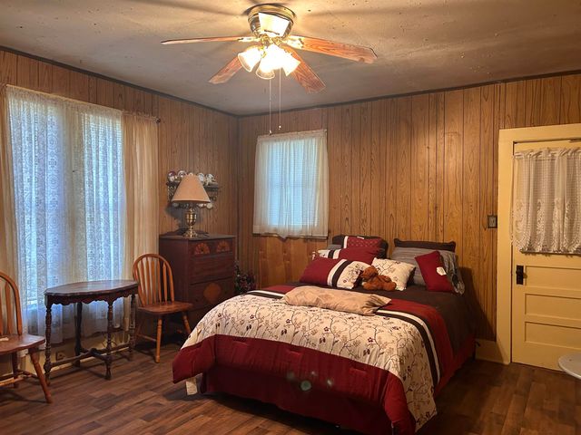 234 S Harrison, Longview, TX 75601