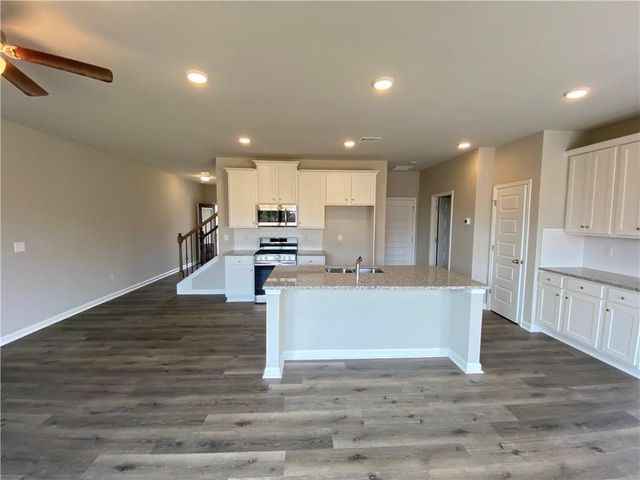 3761 Prospect Point Drive, Oakwood, GA 30566