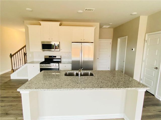 3761 Prospect Point Drive, Oakwood, GA 30566