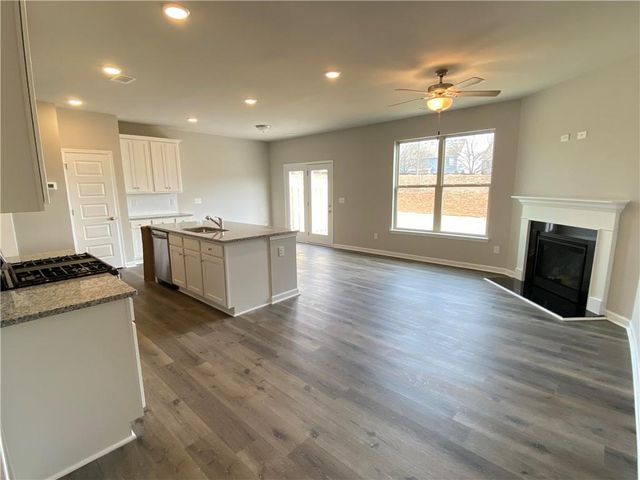 3761 Prospect Point Drive, Oakwood, GA 30566