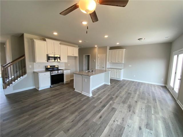 3761 Prospect Point Drive, Oakwood, GA 30566