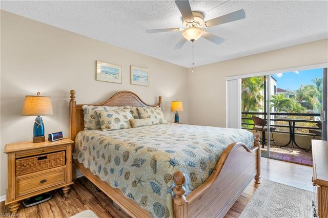 3625 Boca Ciega DR 211, Naples, FL 34112