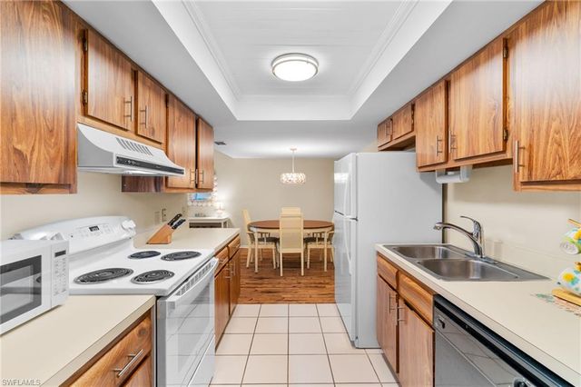 3625 Boca Ciega DR 211, Naples, FL 34112