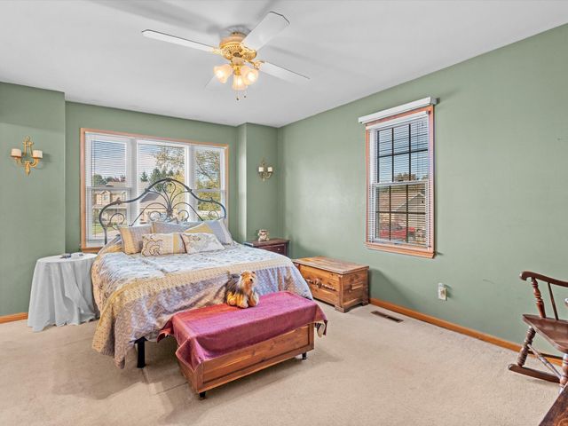 372 Radcliff Drive, Valparaiso, IN 46383