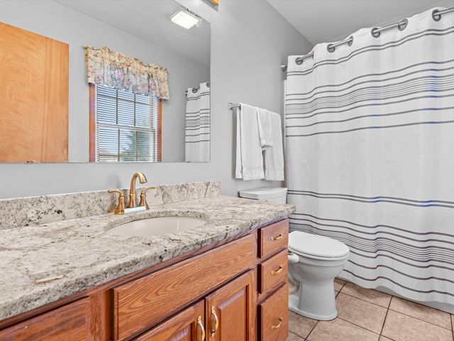 372 Radcliff Drive, Valparaiso, IN 46383