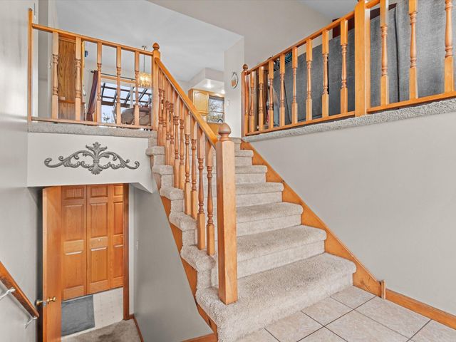 372 Radcliff Drive, Valparaiso, IN 46383