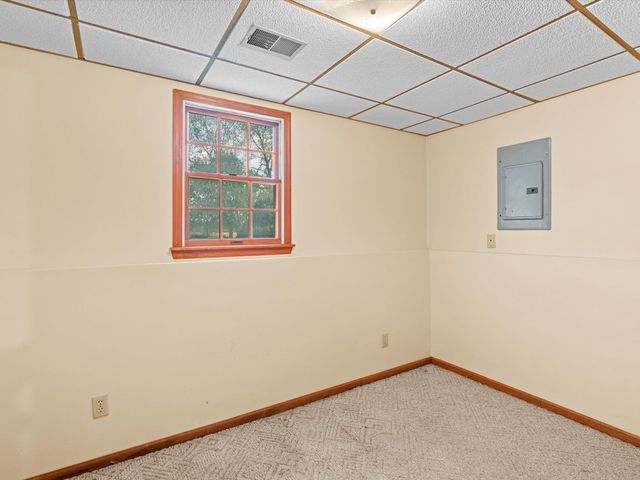 372 Radcliff Drive, Valparaiso, IN 46383