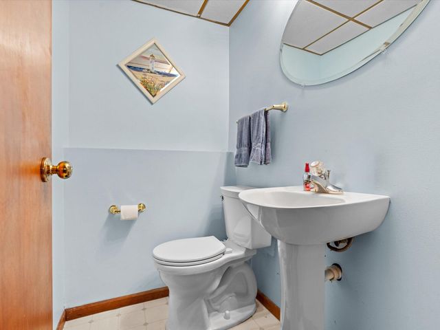 372 Radcliff Drive, Valparaiso, IN 46383