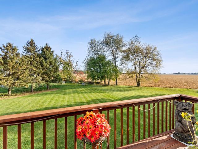 372 Radcliff Drive, Valparaiso, IN 46383