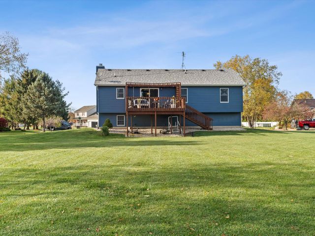 372 Radcliff Drive, Valparaiso, IN 46383