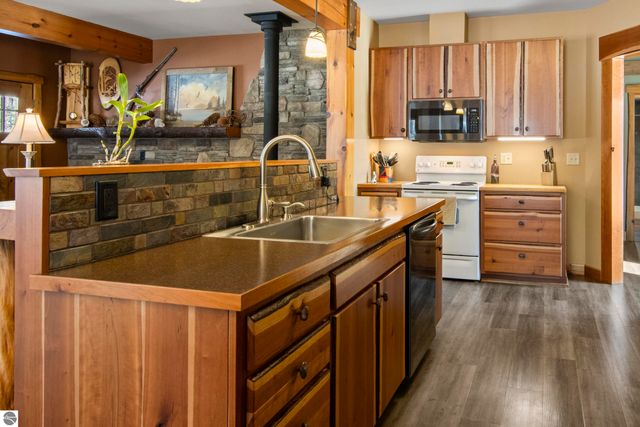 1396 NE Westwood Road, Mancelona, MI 49659