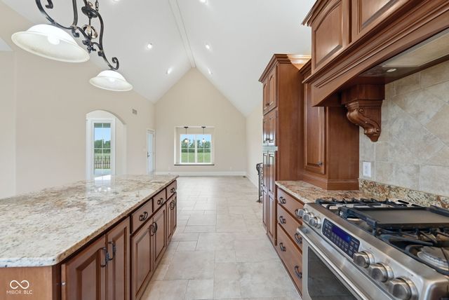 1646 E 600 N, Whiteland, IN 46184