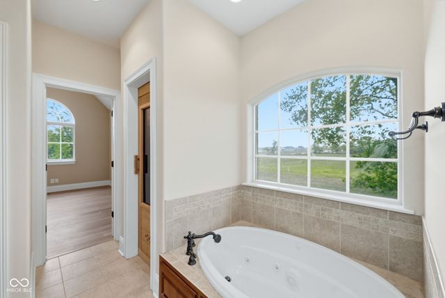 1646 E 600 N, Whiteland, IN 46184