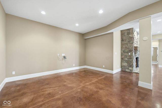 1646 E 600 N, Whiteland, IN 46184