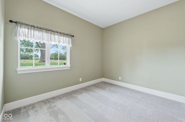 1646 E 600 N, Whiteland, IN 46184