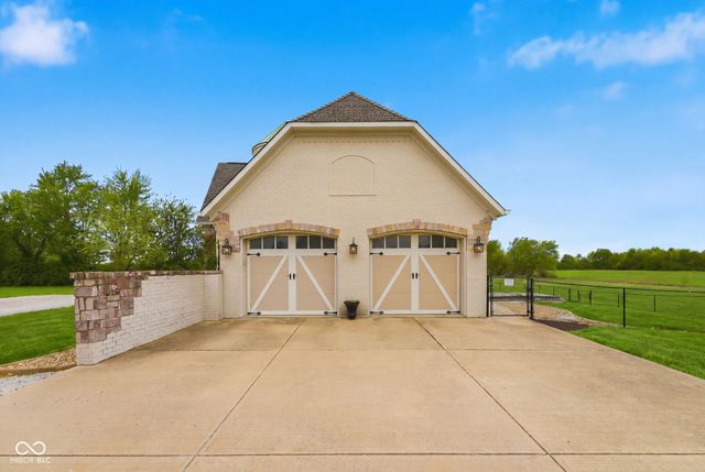 1646 E 600 N, Whiteland, IN 46184