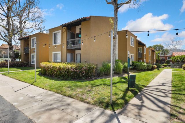 17127 W Bernardo Drive 105, San Diego, CA 92127