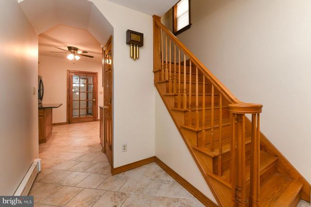 433 JEFFERSON ST, Gibbstown, NJ 08027