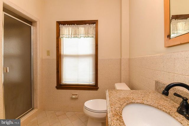 433 JEFFERSON ST, Gibbstown, NJ 08027