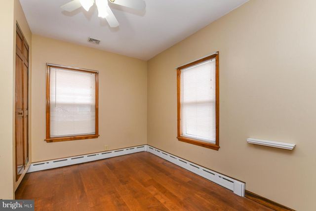 433 JEFFERSON ST, Gibbstown, NJ 08027