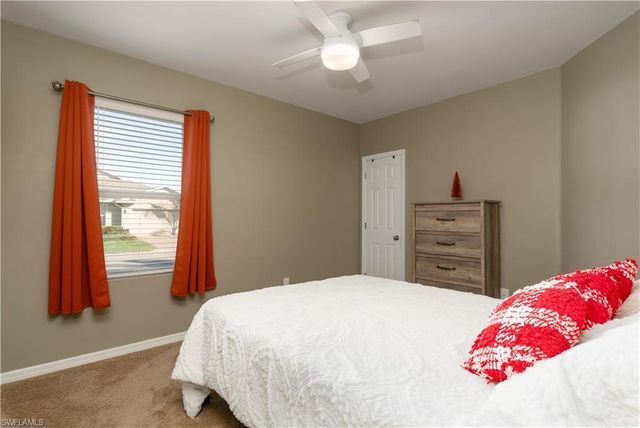 2085 Pigeon Plum WAY, North Fort Myers, FL 33917