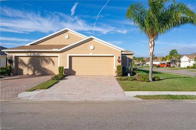 2085 Pigeon Plum WAY, North Fort Myers, FL 33917
