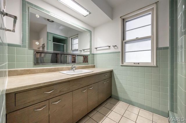 1213 E C Street, Belleville, IL 62221