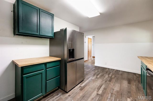 1213 E C Street, Belleville, IL 62221