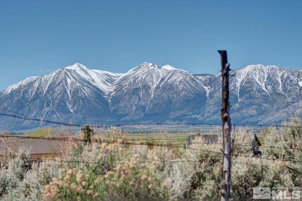 Image 15 of property listing at 1700 Sunrise Pass Road, Minden, NV 89423