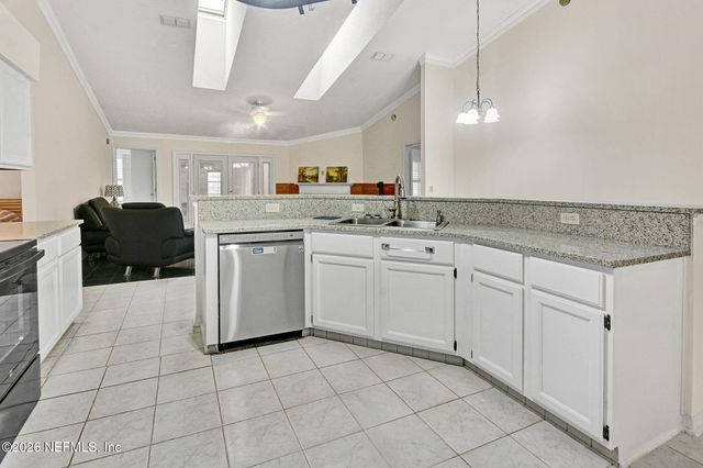 2163 ST MARTINS Drive W, Jacksonville, FL 32246