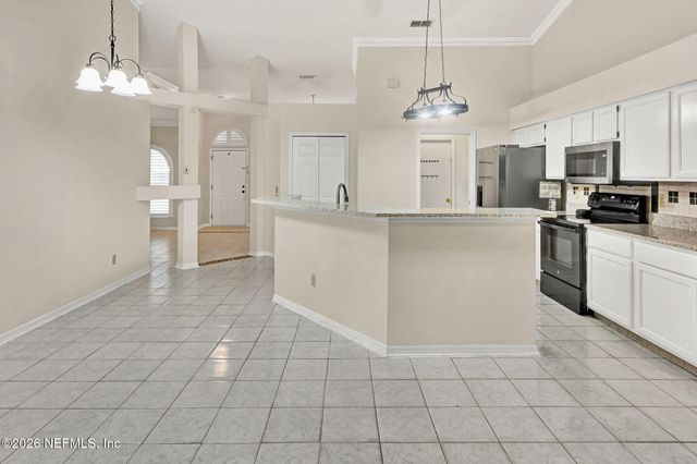 2163 ST MARTINS Drive W, Jacksonville, FL 32246