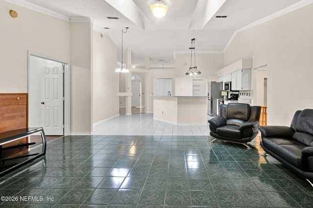 2163 ST MARTINS Drive W, Jacksonville, FL 32246