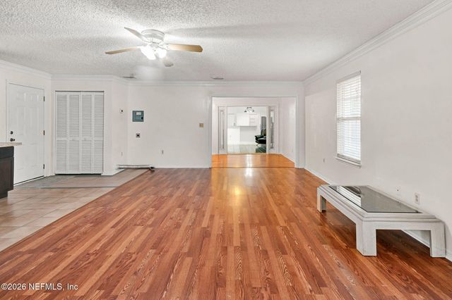 2163 ST MARTINS Drive W, Jacksonville, FL 32246