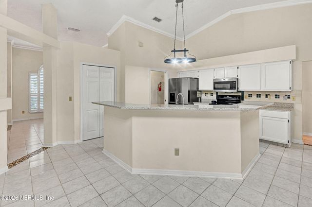 2163 ST MARTINS Drive W, Jacksonville, FL 32246