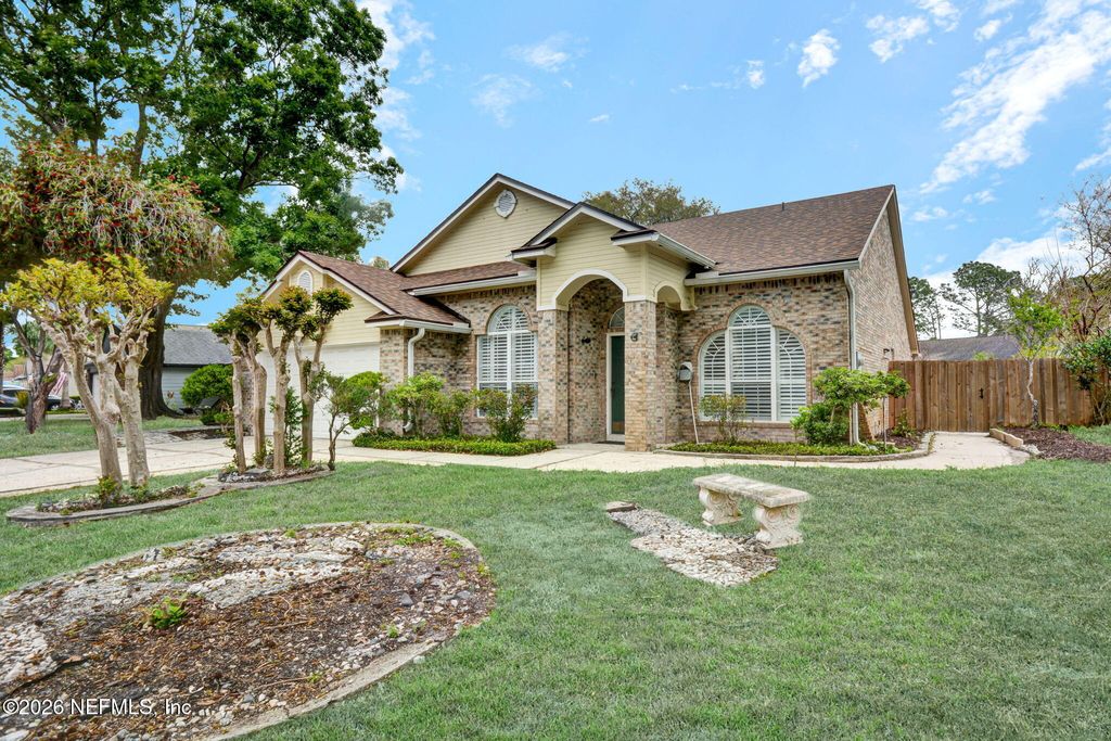 2163 ST MARTINS Drive W, Jacksonville, FL 32246
