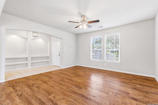 8715 Sandia Cir, Helotes, TX 78023