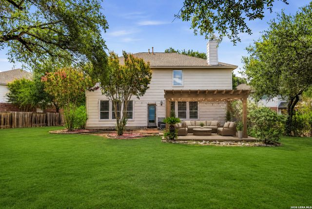 8715 Sandia Cir, Helotes, TX 78023